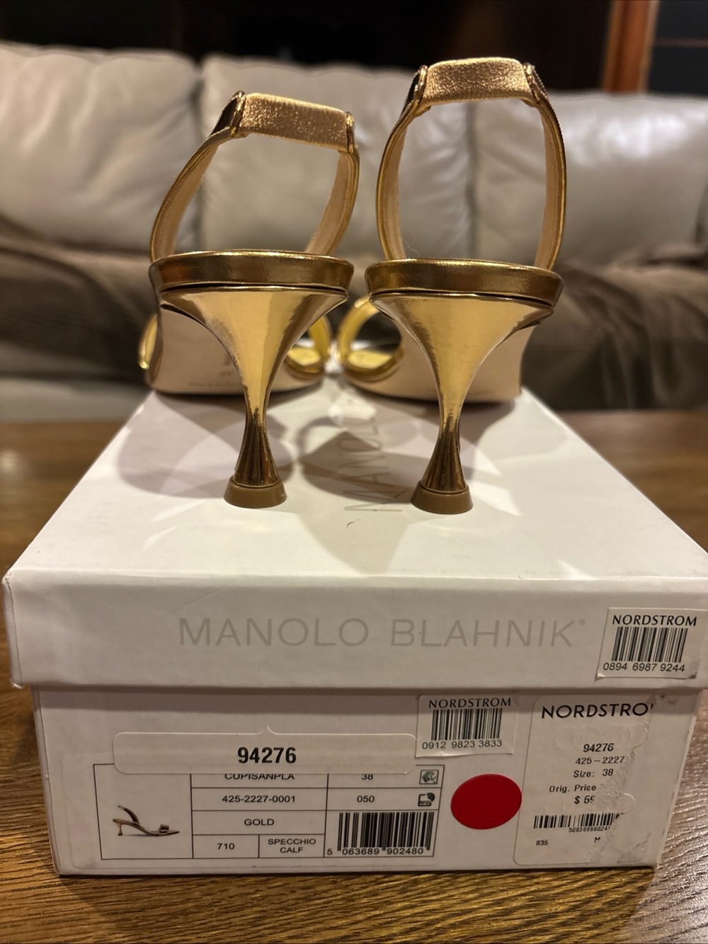 Manolo Blahnik Cupisanpla Gold Metallic Slingback Sandals 8US 38EU New $995 - Picture 12 of 12